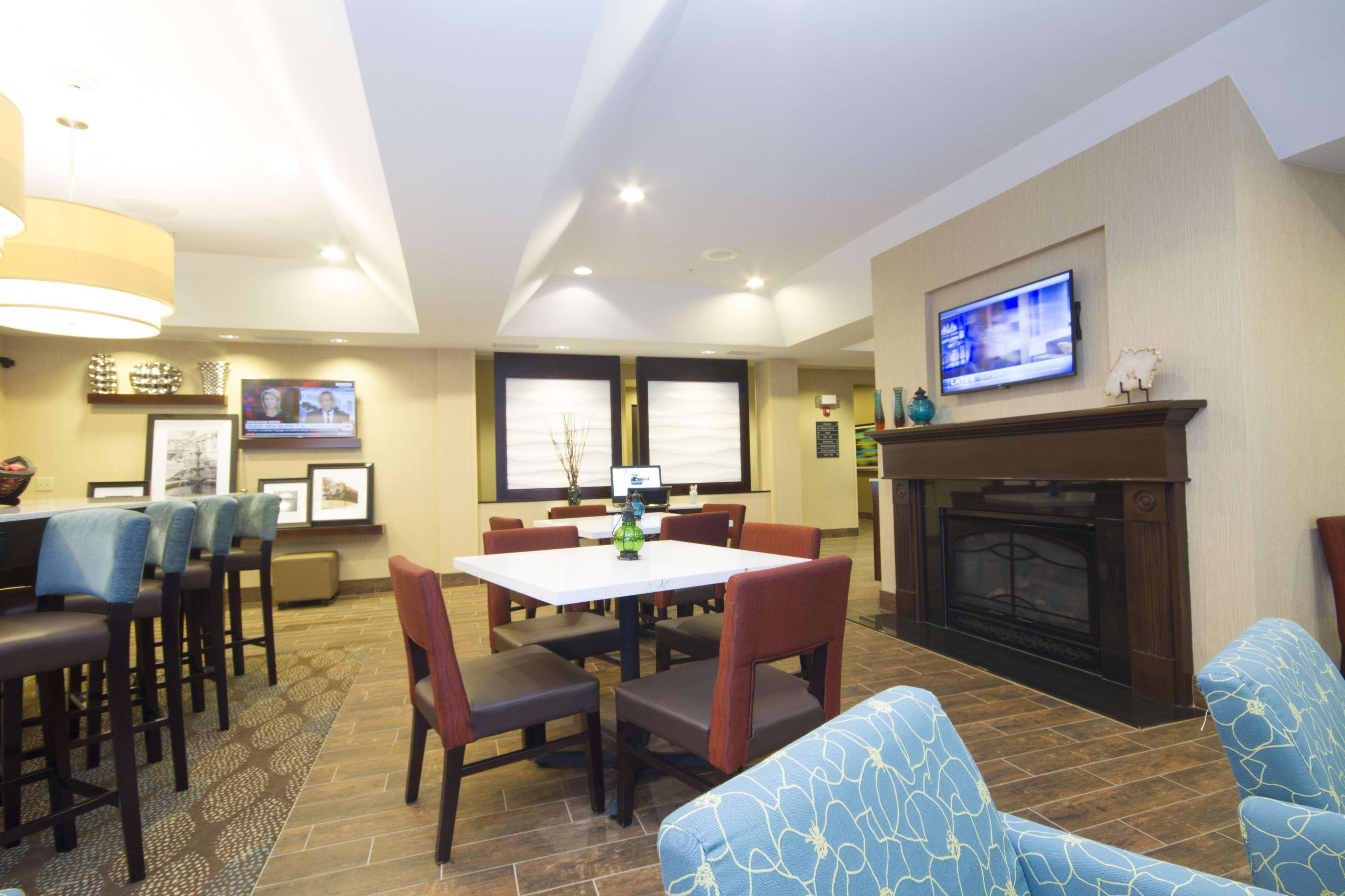 Hampton Inn Маршалл Экстерьер фото